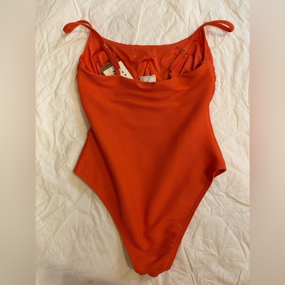 NWT Billabong Ribbed one Piece Orange - Picture 4 of 6